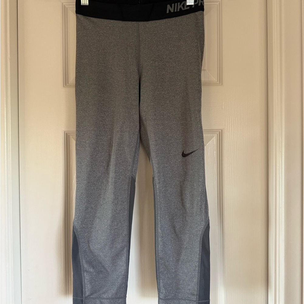 Nike Women's Gray Capris